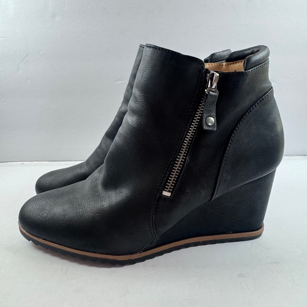 Soul Naturalizer Haley Black Wedge Ankle Booties Womens 10M Zip Up Round Toe